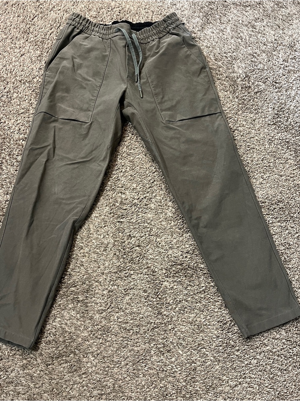 Lululemon bowline utilitech green pants men’s medium